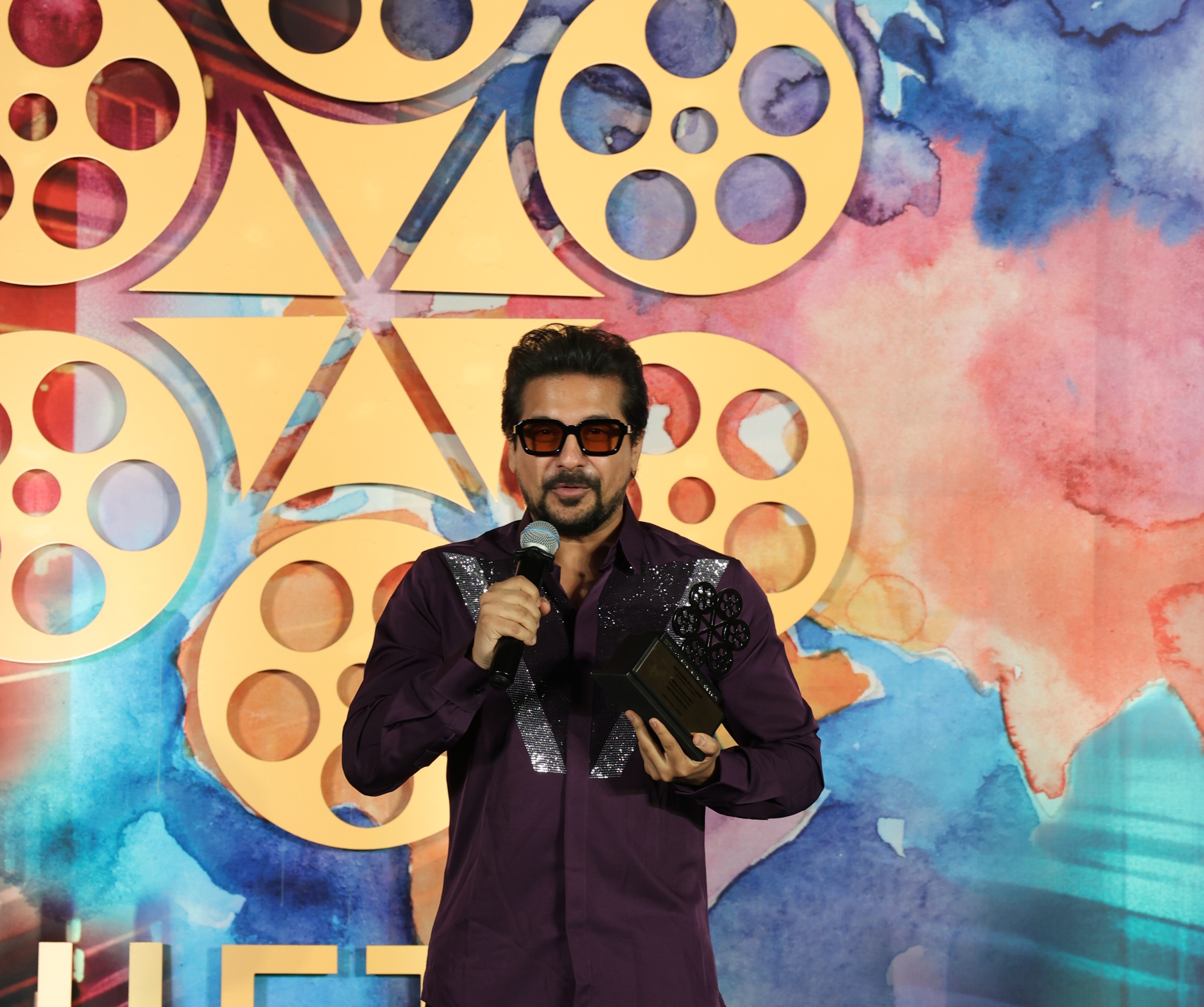 IIFTC Awards - Mikael Svensson - Head South Sweden Film Commission to Pushkar Jog